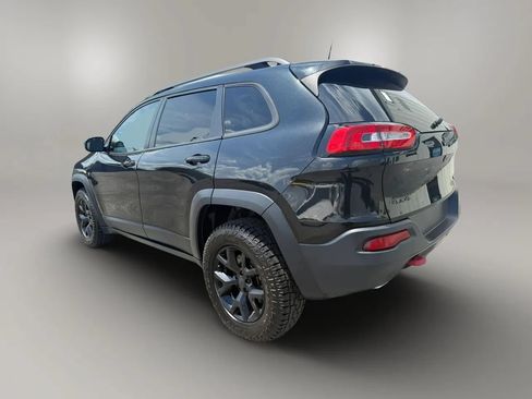 Used 2016 Jeep Cherokee Trailhawk w/ Comfort/Convenience Group AWD/4WD image 8