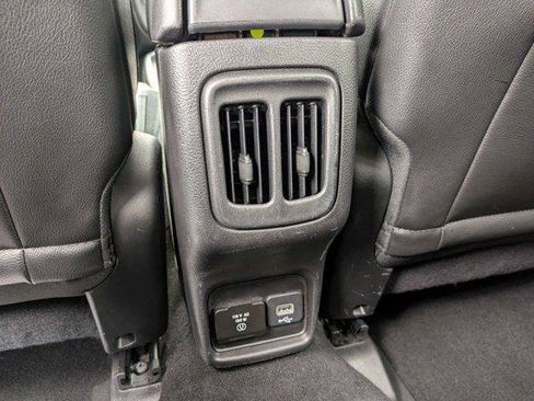 Certified 2019 Jeep Compass Latitude w/ Popular Equipment Group AWD/4WD image 14