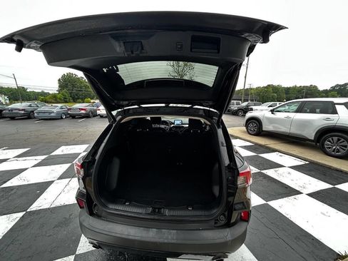 Used 2021 Ford Escape SE w/ SE Sport Appearance Package FWD image 12