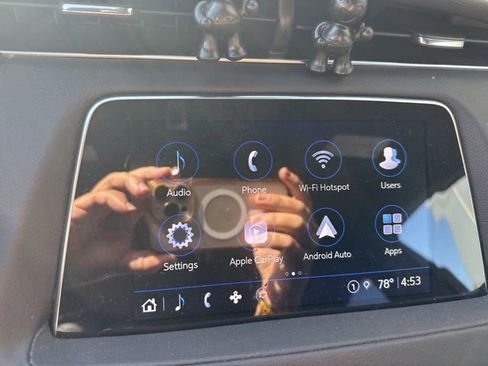 Used 2022 Cadillac XT4 Premium Luxury w/ Safety Alert Package image 8