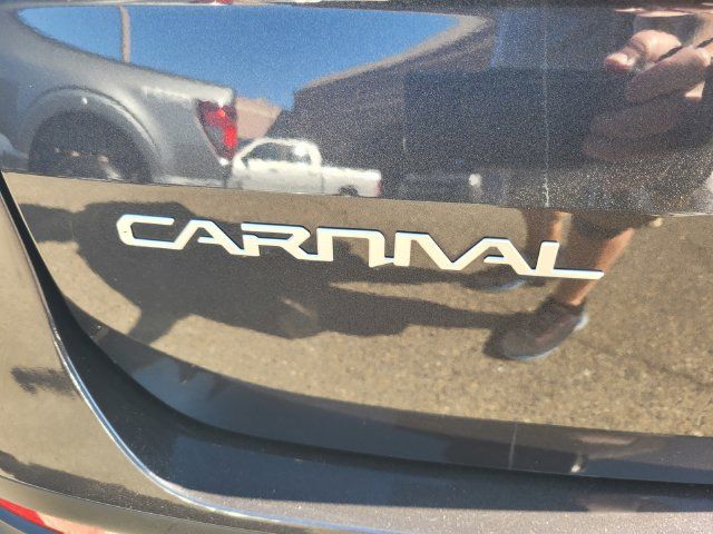 Used 2024 Kia Carnival SX FWD image 7