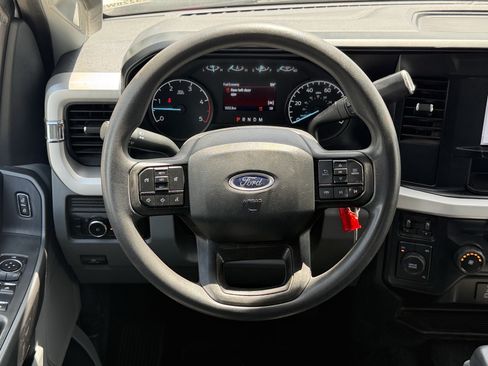 Used 2025 Ford F250 XLT AWD/4WD image 15