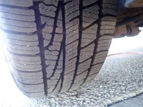 Used 2012 Hyundai Elantra GLS w/ Preferred Pkg 3 image 29