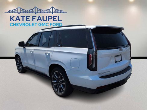 Used 2021 Cadillac Escalade Sport w/ Driver Assist Tech Package AWD/4WD image 5