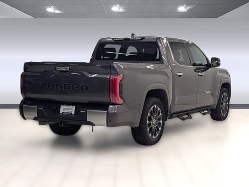 Used 2022 Toyota Tundra Limited image 7