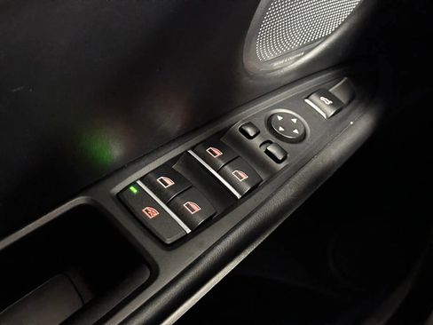 Used 2015 BMW X6 M image 33