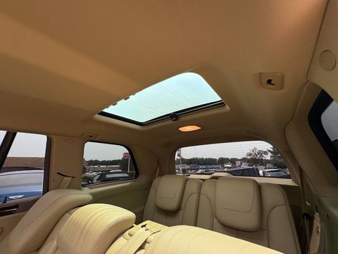 Used 2012 Mercedes-Benz GL 450 4MATIC image 25