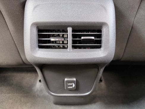 Used 2024 Chevrolet Equinox LT AWD/4WD image 22