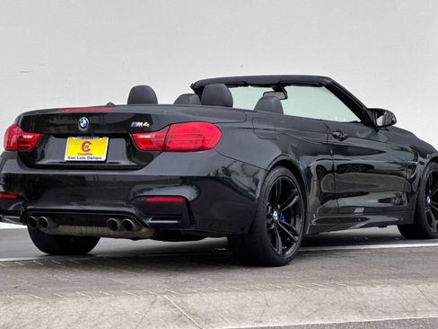 Used 2016 BMW M4 Convertible image 3