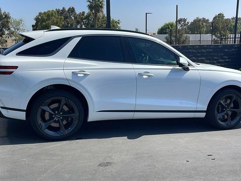 Used 2026 Genesis GV70 3.5T Sport Prestige AWD/4WD image 6