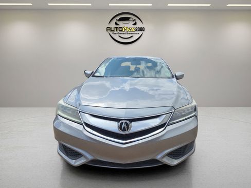 Used 2017 Acura ILX image 2