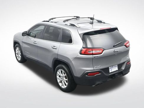 Used 2017 Jeep Cherokee Latitude w/ Trailer Tow Group AWD/4WD image 30