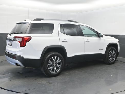 Used 2022 GMC Acadia SLT FWD image 7