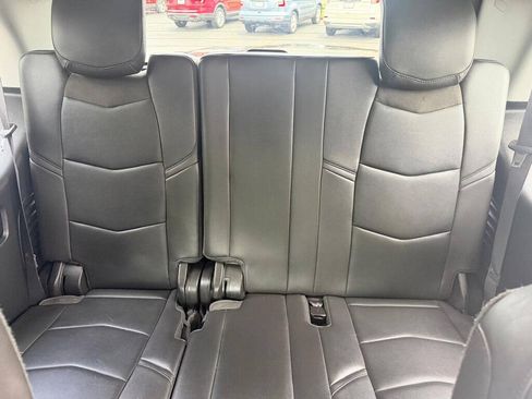 Used 2016 Cadillac Escalade Premium AWD/4WD image 11