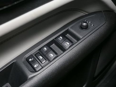 Used 2023 Jeep Compass Limited w/ Elite Group AWD/4WD image 36