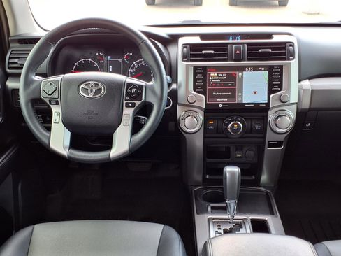 Used 2022 Toyota 4Runner SR5 Premium w/ Moonroof Package image 12