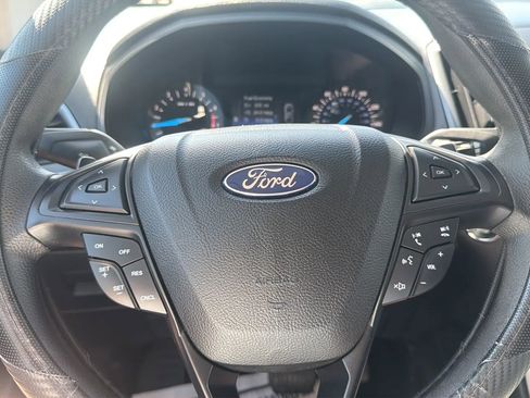 Used 2016 Ford Edge SE FWD image 13