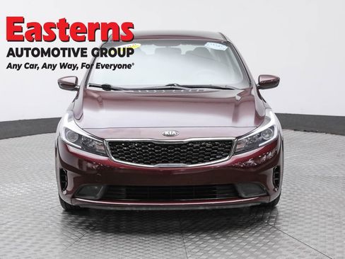 Used 2018 Kia Forte LX w/ LX Popular Package image 2