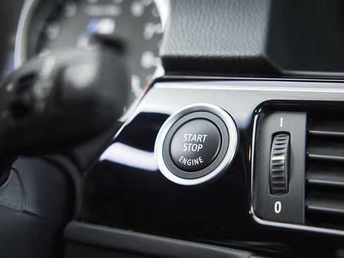 Used 2013 BMW M3 Coupe RWD image 57
