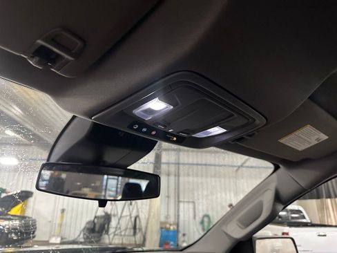 Used 2022 Chevrolet Silverado 1500 Custom image 19