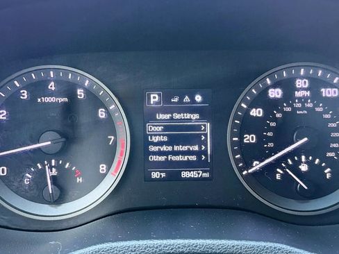 Used 2018 Hyundai Tucson SE FWD image 15