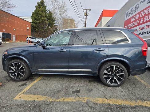 Certified 2024 Volvo XC90 B5 Plus w/ Protection Package Premier image 17