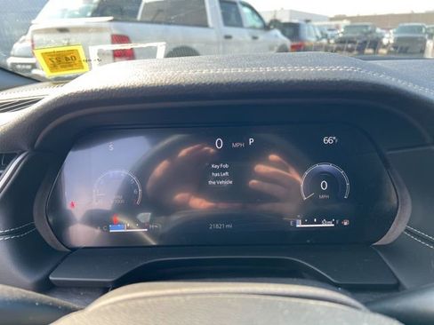 Used 2024 Jeep Grand Cherokee Limited image 19