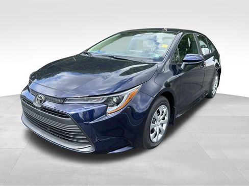 New 2026 Toyota Corolla LE FWD image 1