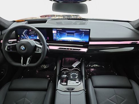 Used 2026 BMW 540i xDrive w/ Executive Package AWD/4WD image 12