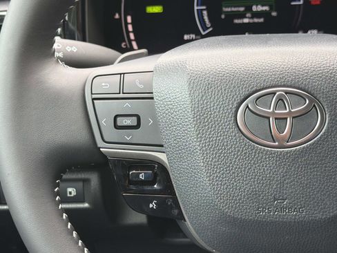 Used 2026 Toyota Camry SE FWD image 13
