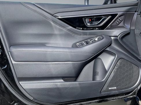 Used 2025 Subaru Legacy Limited image 17