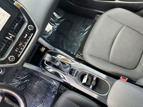 Used 2023 Toyota Corolla Cross LE image 33