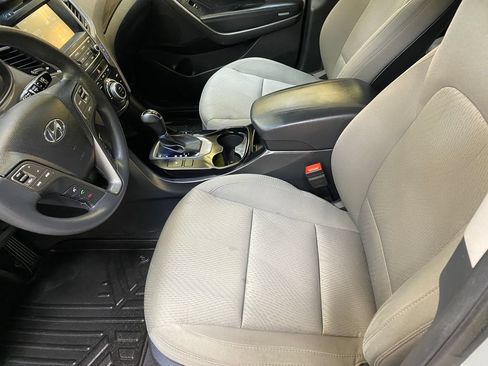 Used 2018 Hyundai Santa Fe Sport w/ 2.4L Value Package 02 AWD/4WD image 19