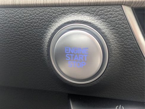 Used 2024 Hyundai Sonata Limited FWD image 33