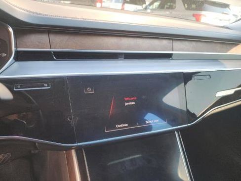 Used 2021 Audi A8 L 3.0T w/ Luxury Package image 11