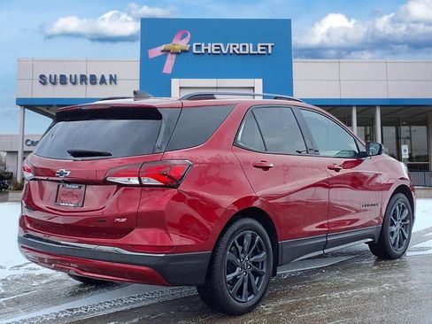 Used 2022 Chevrolet Equinox RS w/ RS Leather Package image 5