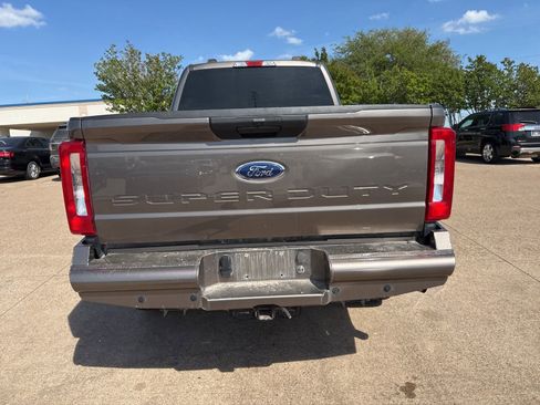 Used 2023 Ford F250 XLT w/ Tremor Off-Road Package image 6