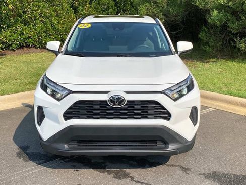 Used 2022 Toyota RAV4 XLE w/ Convenience Package AWD/4WD image 2