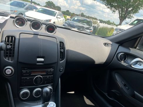 Used 2011 Nissan 370Z Coupe w/ Sport Pkg RWD image 14