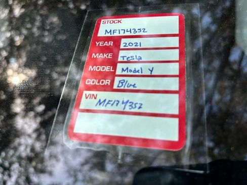 Used 2021 Tesla Model Y Long Range image 5