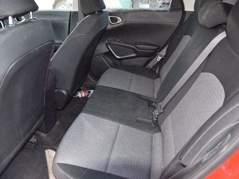 Used 2021 Kia Soul S image 10