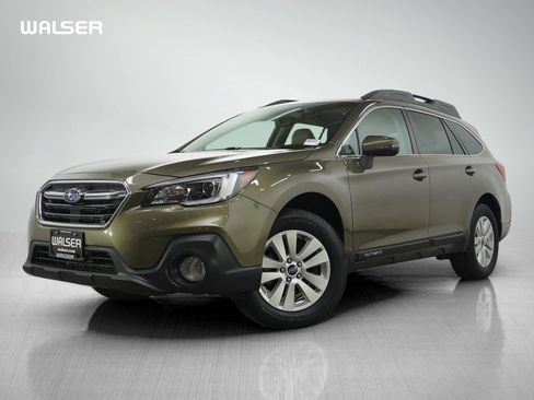 Used 2019 Subaru Outback 2.5i Premium AWD/4WD image 1