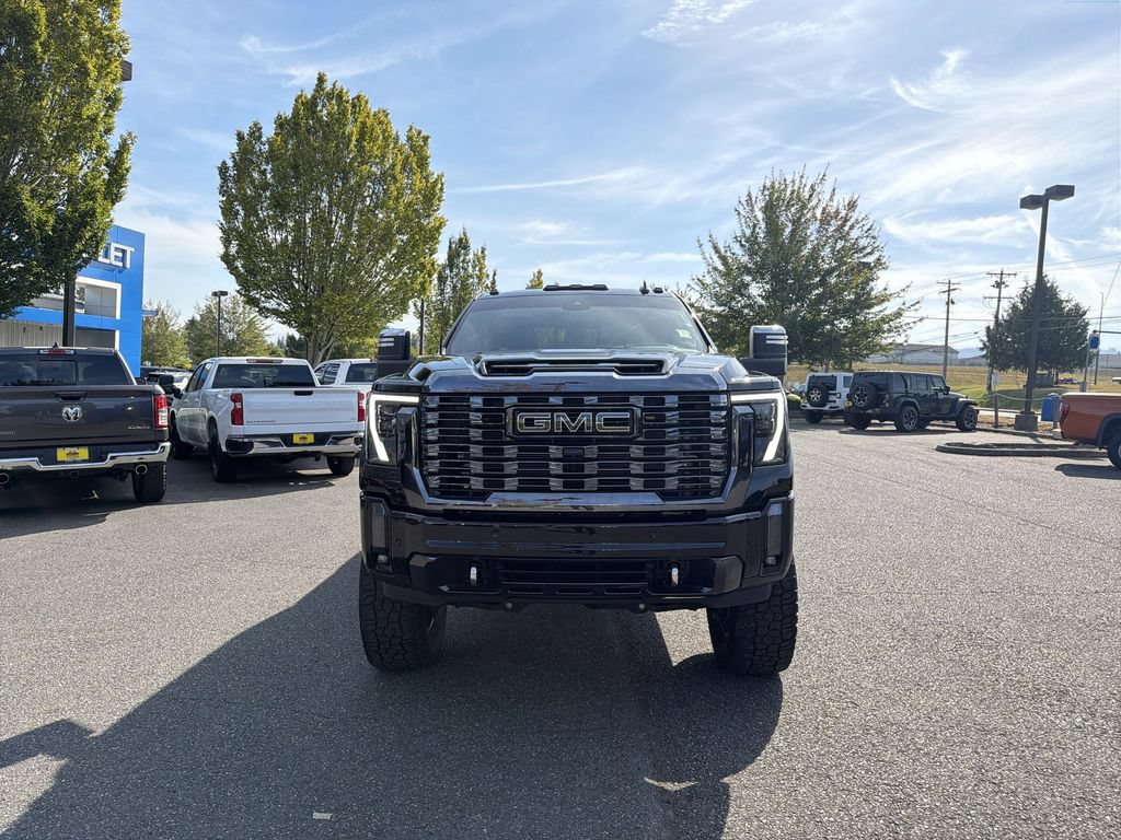 Certified 2024 GMC Sierra 3500 Denali Ultimate AWD/4WD image 4