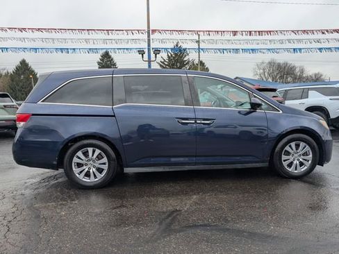 Used 2016 Honda Odyssey SE image 8