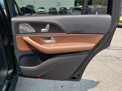 Certified 2024 Mercedes-Benz GLS 450 4MATIC image 18