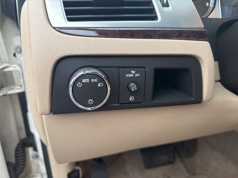 Used 2009 Cadillac Escalade ESV 2WD image 15