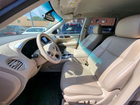 Used 2014 Nissan Pathfinder SL w/ Cargo Package AWD/4WD image 8