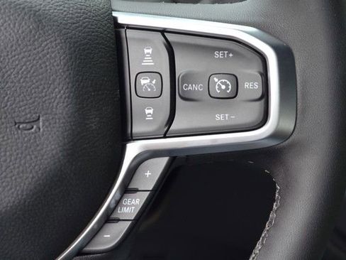 New 2026 RAM 3500 Big Horn AWD/4WD image 19