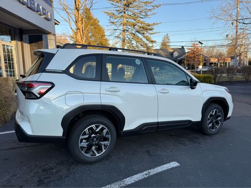New 2026 Subaru Forester AWD/4WD image 4