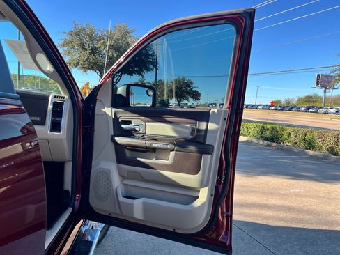 Used 2018 RAM 2500 Laramie image 16